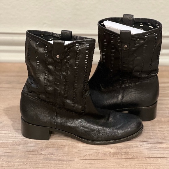 Delman Women's D-Merci-G Boot size 9 - Picture 3 of 8